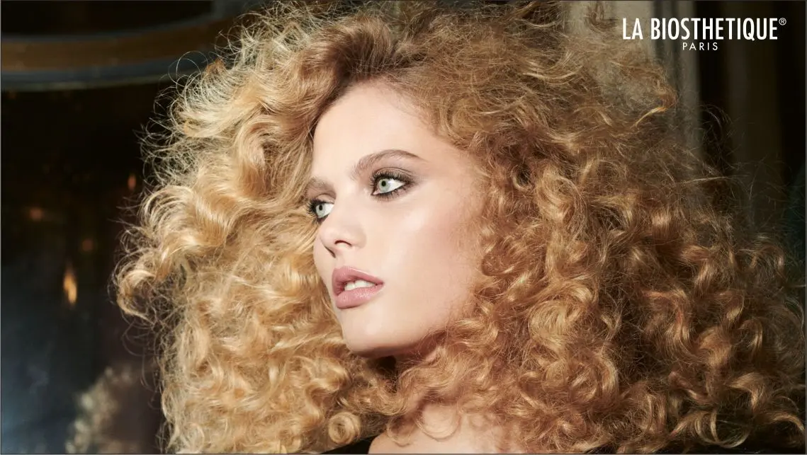 TRENDIGE FRISUREN UND PERFEKTE STYLES ZU BEZAHLBAREN PREISEN