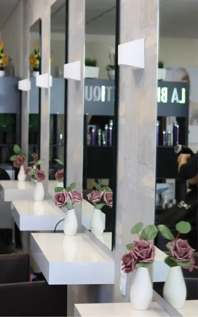 Salon 6 – Friseursalon HaarKunst